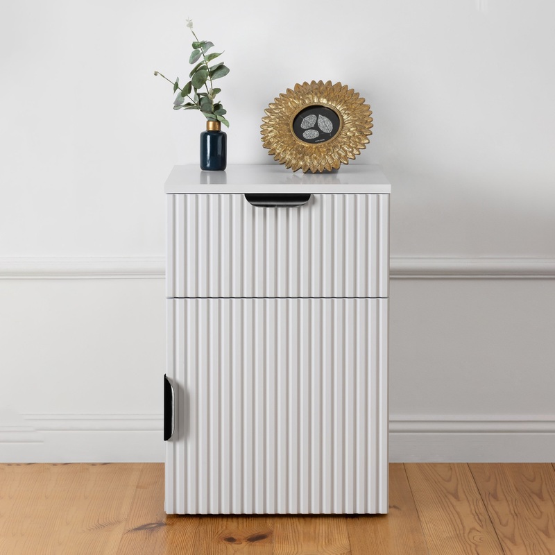 PORTO BEDSIDE TABLE – WHITE – FLUTED – PULL BLACK