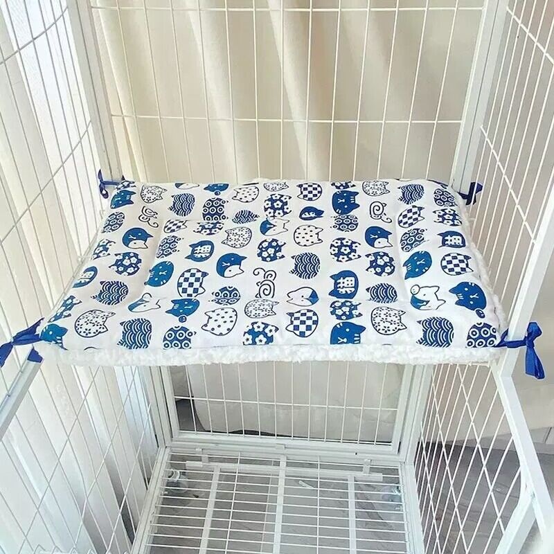 Cat Cage Platform Mat – Blue cat pattern on white background (40x60cm)