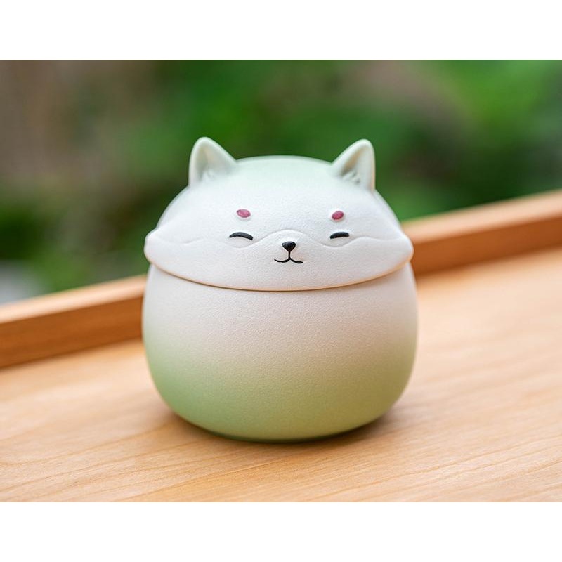 Artisan Ceramic Sealed Storage Jar with Animal Design – Airtight Tea Preservation & Decorative Accent(light green)