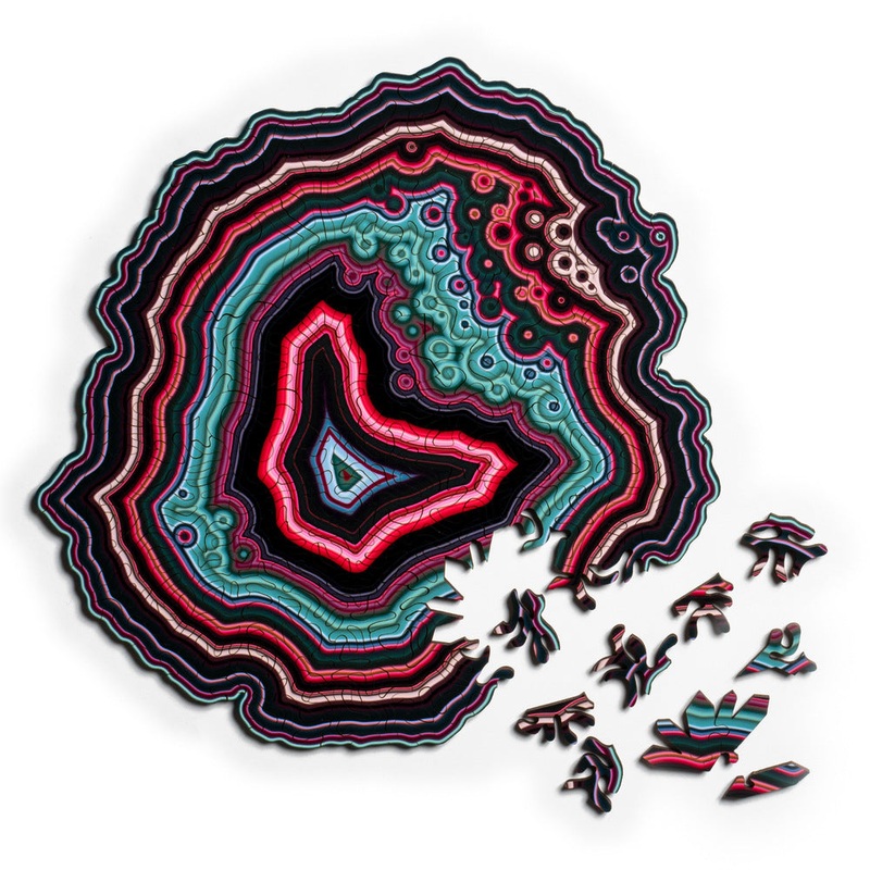 Black and Red Algorithmic Agate Jigsaw Puzzle – 164 Unique Wooden Pieces